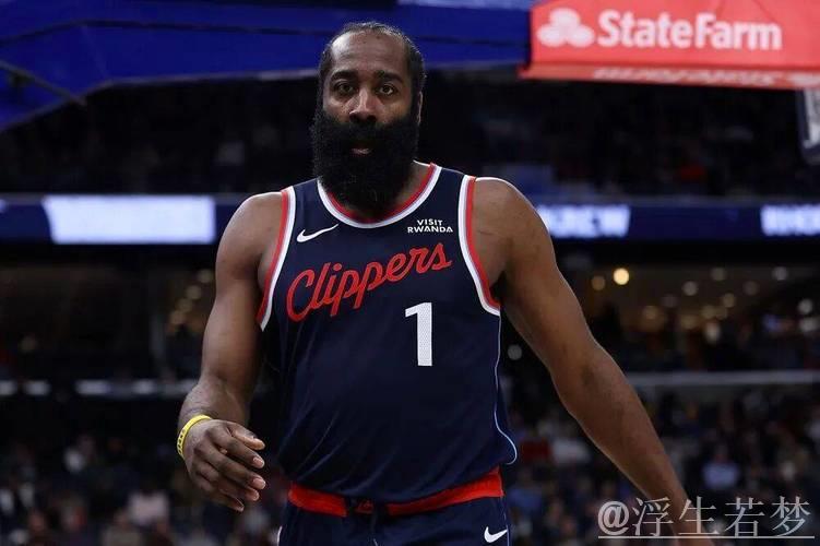 哈登遭快船球迷炮轰！火箭记者不希望他回归：关键时刻总掉链子